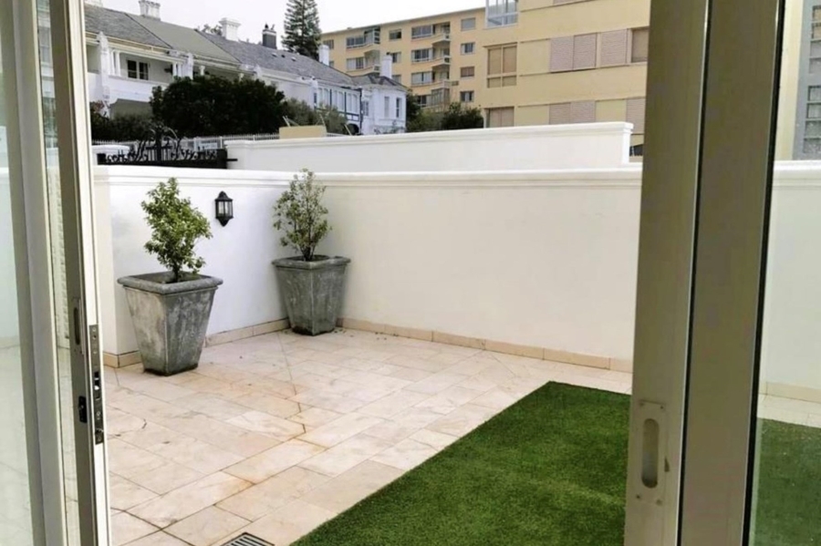 To Let 0 Bedroom Property for Rent in Sea Point Western Cape